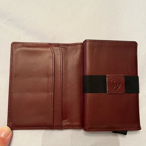 Slim Brown Leather Wallet RFID Protection Quick Release Cards Technology, - Picture 9 of 12